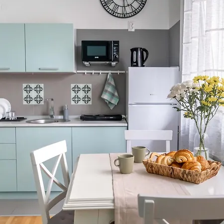 Spacious Close To Center L Washing Machine L Kitchen Apartamento *