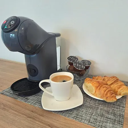 Apartment Spacious Coffee Machine With Free Dolce Gusto Coffee