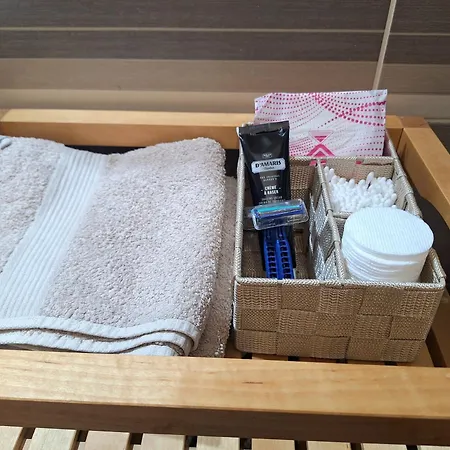 Apartment Spacious Coffee Machine With Free Dolce Gusto Coffee *