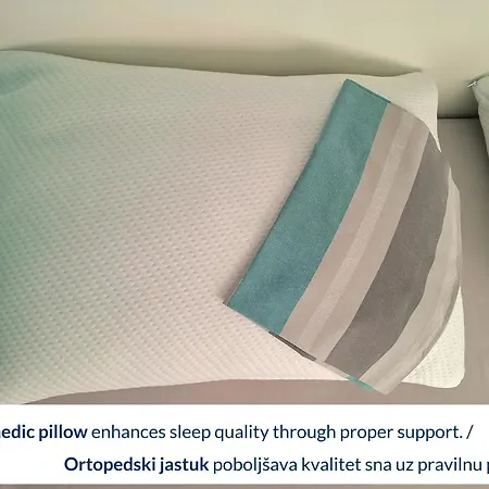 Daire Spacious Close To Center L Washing Machine L Breakfast Novi Sad